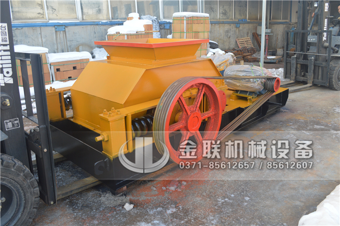 破碎陶瓷用狼牙破碎機(jī)怎么樣，購買一臺(tái)需要多少錢？