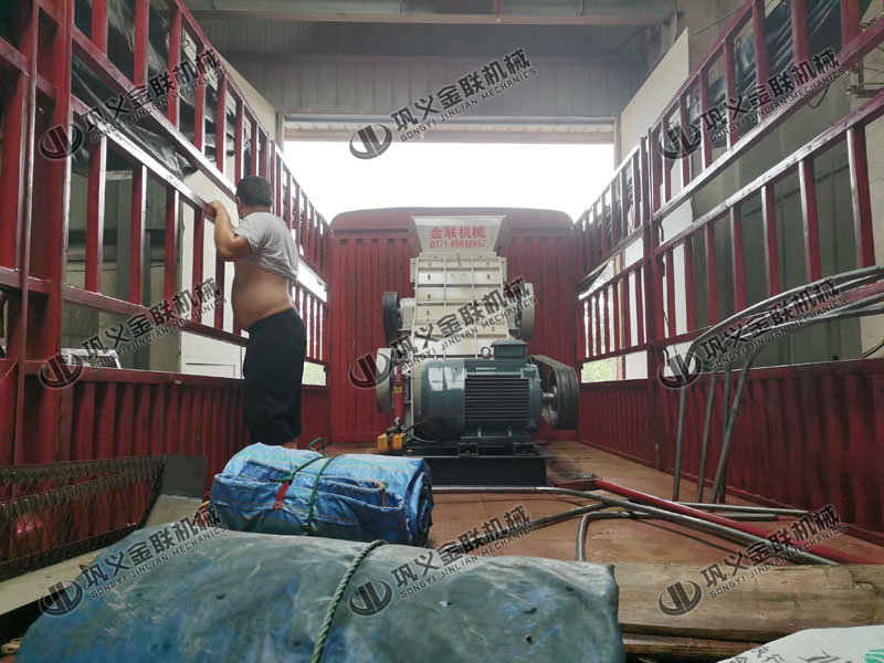 河南哪個(gè)廠家煤炭粉碎機(jī)品質(zhì)好，報(bào)價(jià)是多少？