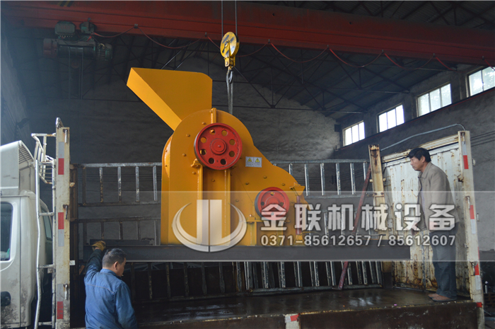 哪個廠家煤矸石粉碎機(jī)優(yōu)勢多，購買一臺需要多少錢？