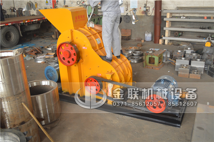 河南原煤破碎機(jī)哪個廠家價格低，可以選擇的型號多嗎？