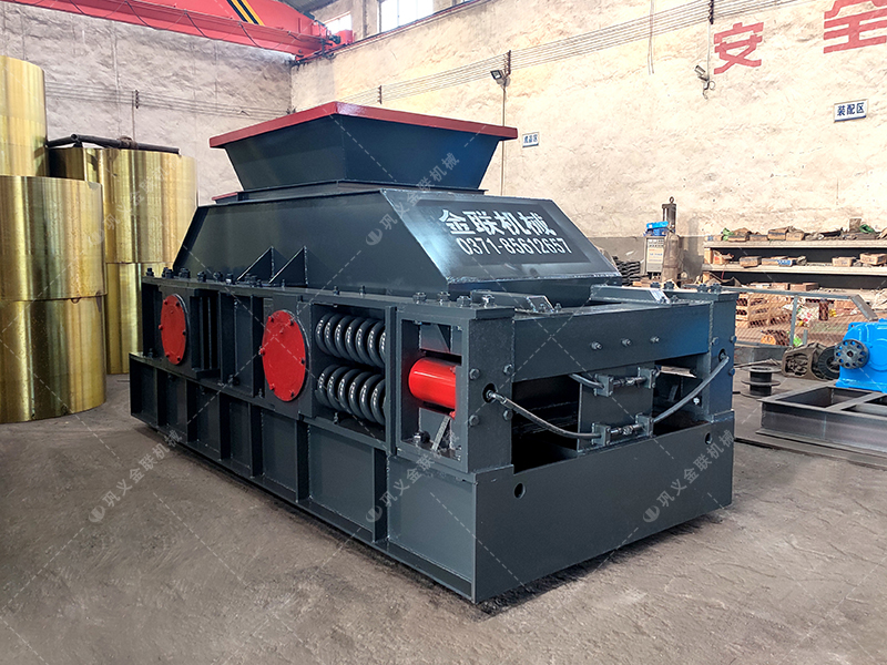 2PG1200x800大型對輥破碎機(jī)發(fā)貨 發(fā)往山東 2PG1200x800大型對輥破碎機(jī)發(fā)貨 發(fā)往山東