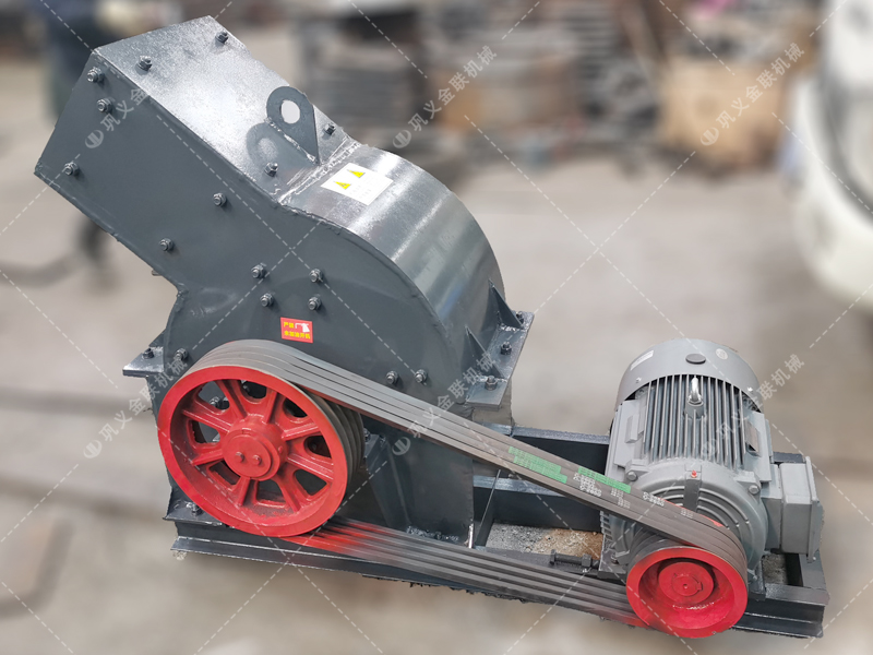 pc400x300小型錘式破碎機發(fā)貨圖片_發(fā)往山西_粉碎煤 pc400x300小型錘式破碎機發(fā)貨圖片_發(fā)往山西_粉碎煤