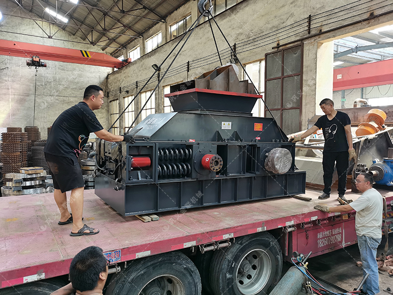 什么礦石制砂好？選對輥制砂機(jī)破碎怎么樣？